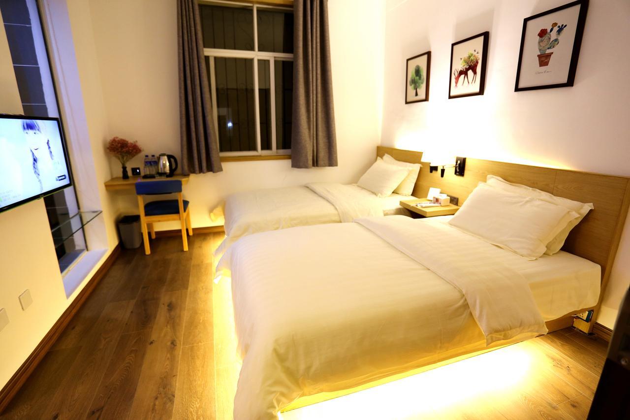 Aesthetic Design Of Ancient Town Hotel Tali Kültér fotó