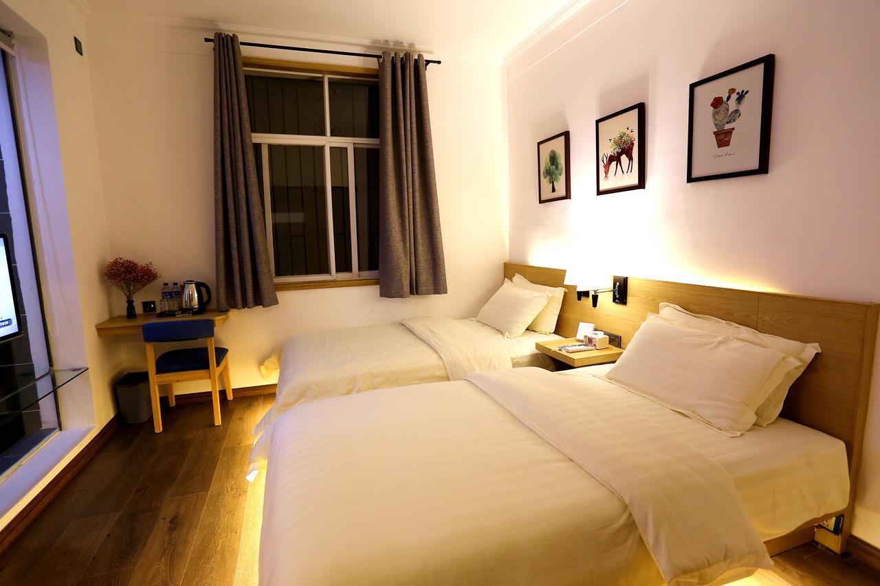 Aesthetic Design Of Ancient Town Hotel Tali Kültér fotó