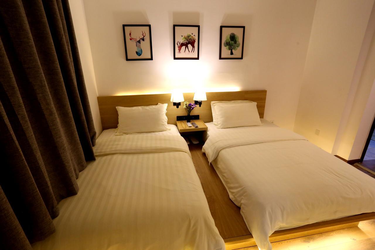 Aesthetic Design Of Ancient Town Hotel Tali Kültér fotó